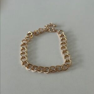 Elegant Gold bracelet